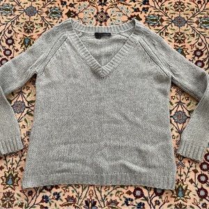 360 Cashmere L Chunky Cashmere Knit V Neck Sweater